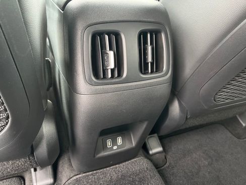 Used 2023 Hyundai Tucson Limited image 14