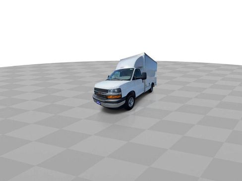 New 2025 Chevrolet Express 3500 w/ Power Convenience Package image 6