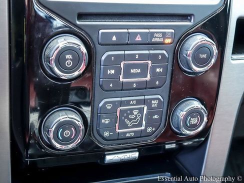 Used 2013 Ford F150 Limited image 18