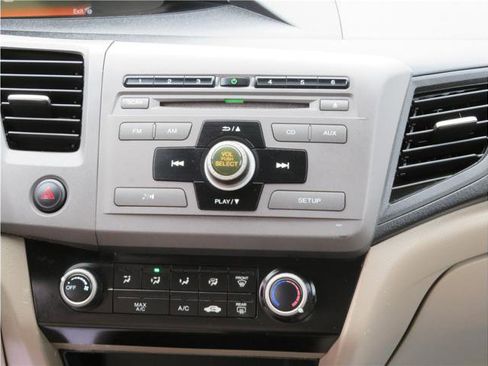 Used 2012 Honda Civic LX image 6