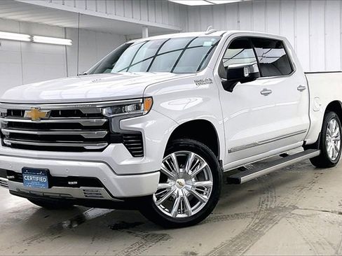 Used 2023 Chevrolet Silverado 1500 High Country w/ High Country Premium Package image 2