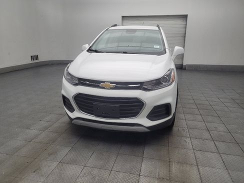 Used 2020 Chevrolet Trax LT w/ Driver Confidence Package AWD/4WD image 15