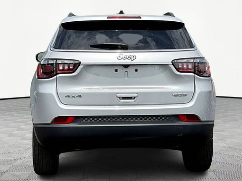 New 2024 Jeep Compass Latitude image 4