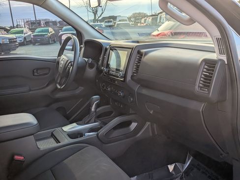 Used 2024 Nissan Frontier S w/ Technology Package image 22