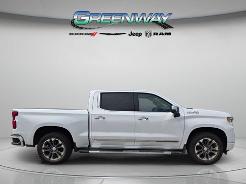 Used 2022 Chevrolet Silverado 1500 High Country RWD image 4