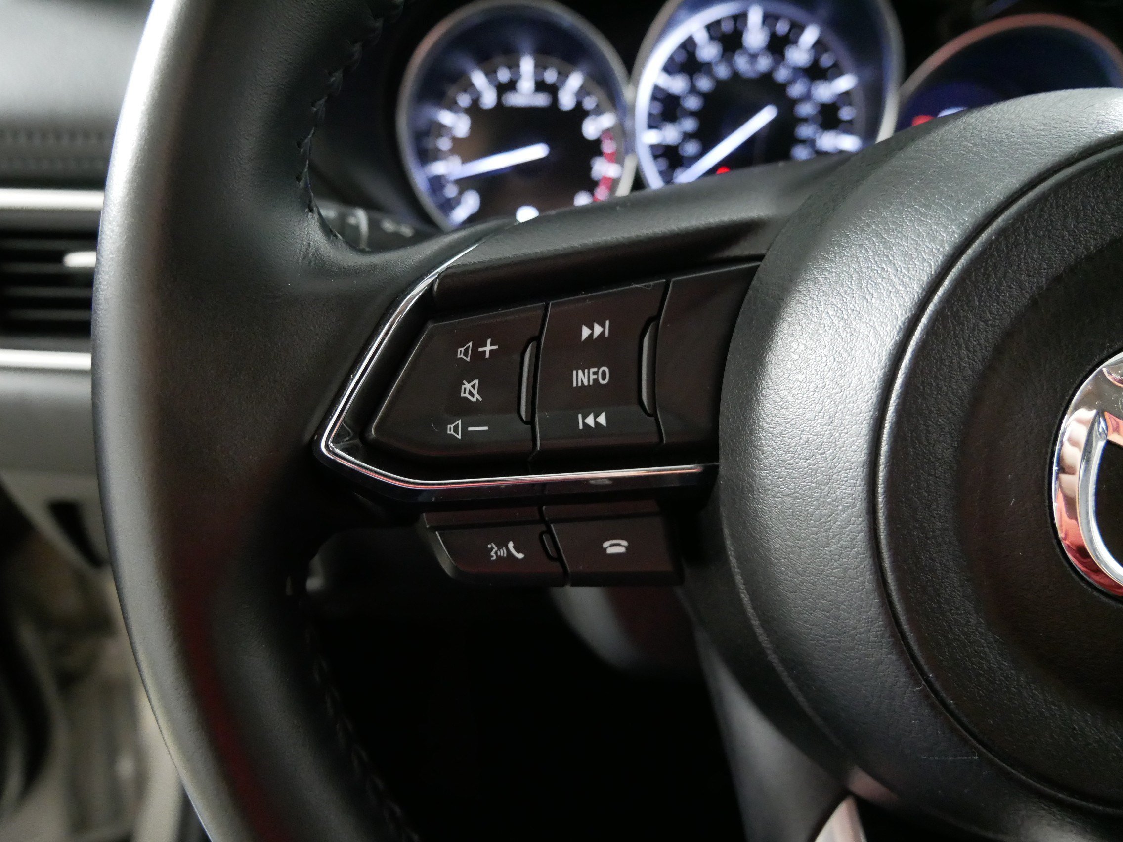 Used 2025 MAZDA CX-5 AWD 2.5 S w/ Select Package image 27