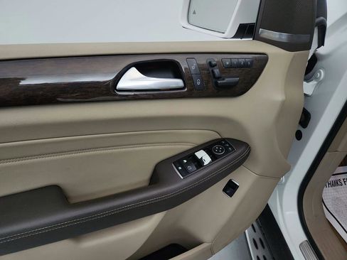 Used 2014 Mercedes-Benz ML 350 4MATIC image 32