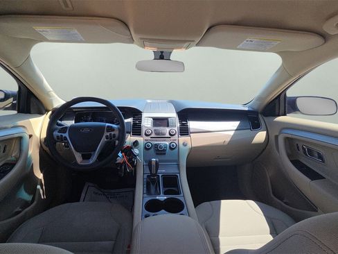 Used 2018 Ford Taurus SE image 23