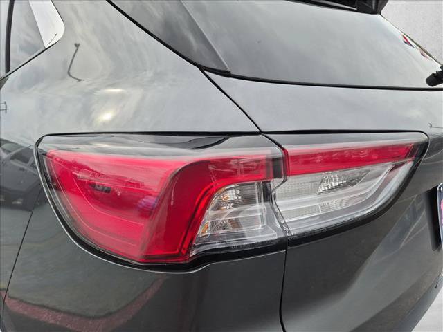 Used 2022 Ford Escape SE FWD image 27