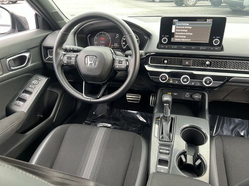 Used 2023 Honda Civic Sport image 29