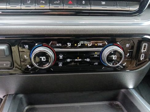 Used 2024 Chevrolet Silverado 2500 High Country w/ High Country Premium Package image 24