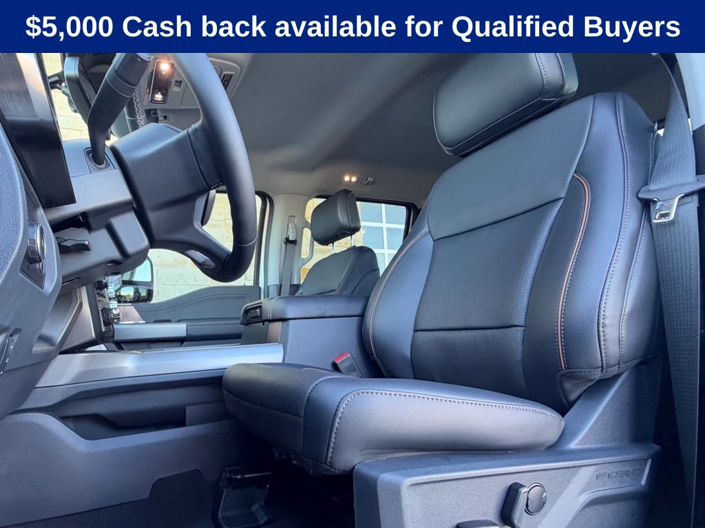 New 2026 Ford F350 Lariat w/ Black Appearance Package AWD/4WD image 4