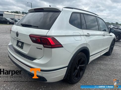 Used 2024 Volkswagen Tiguan SE R-Line AWD/4WD image 5