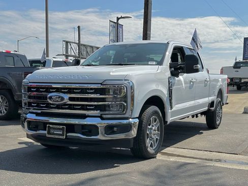 New 2026 Ford F350 Lariat RWD image 5