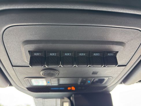 Used 2024 Ford Bronco Outer Banks AWD/4WD image 15