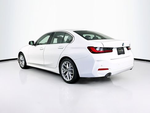 Used 2025 BMW 330i Sedan image 5