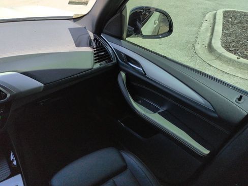 Used 2018 BMW X3 M40i AWD/4WD image 17