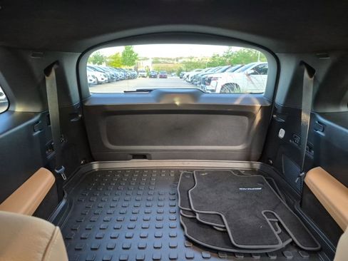 Used 2026 Mercedes-Benz GLS 580 4MATIC image 25