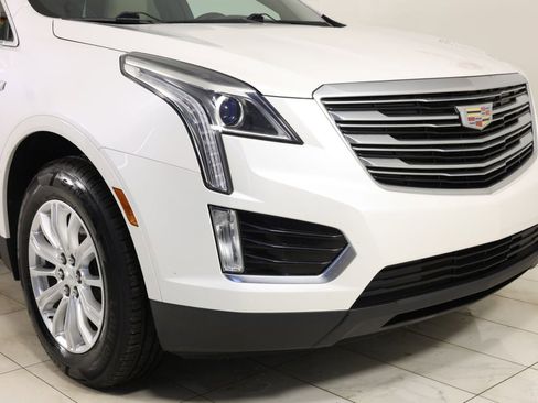 Used 2018 Cadillac XT5 FWD image 36