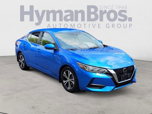 Used 2020 Nissan Sentra SV image 1