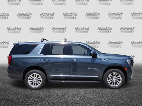 Used 2021 GMC Yukon SLT w/ SLT Luxury Plus Package AWD/4WD image 10