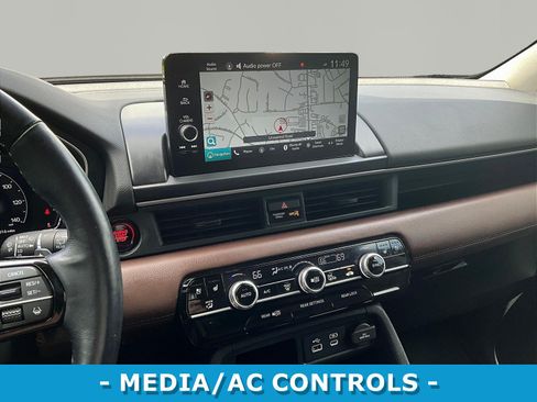 Used 2023 Honda Pilot Elite image 9
