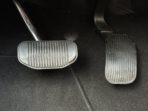 Used 2024 Ford Expedition Limited image 47