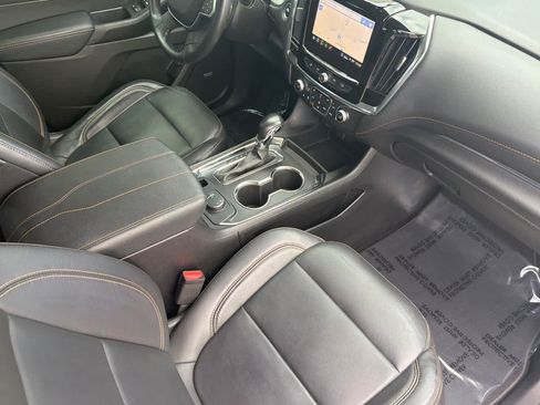 Used 2021 Chevrolet Traverse RS AWD/4WD image 17