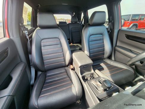 Used 2023 Honda CR-V Sport Touring image 4