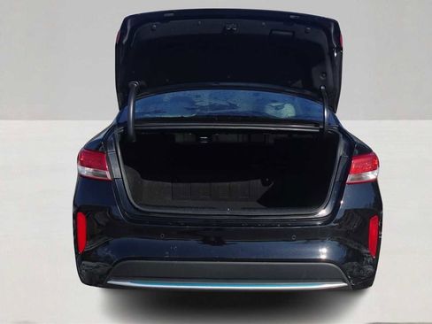 Used 2017 Kia Optima EX w/ Technology Package image 8