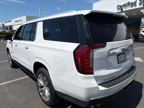 Used 2022 GMC Yukon XL Denali w/ Advanced Technology Package AWD/4WD image 8