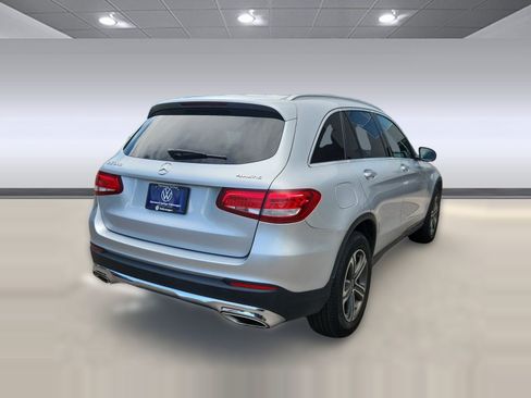 Used 2017 Mercedes-Benz GLC 300 4MATIC image 9
