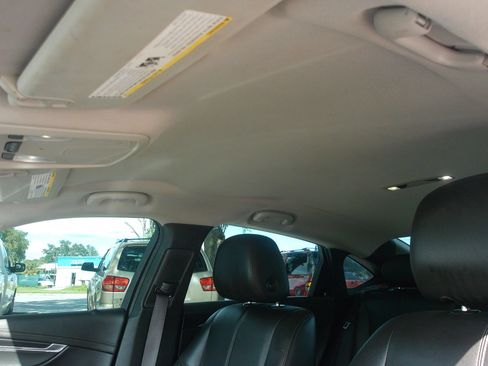 Used 2017 Chevrolet Impala LT FWD image 30