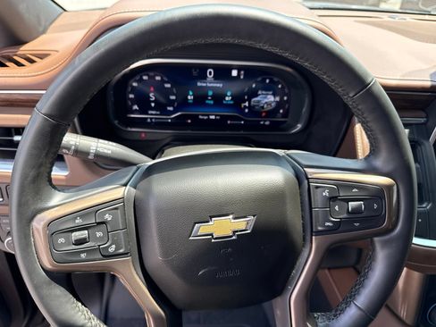 Used 2023 Chevrolet Tahoe High Country AWD/4WD image 34