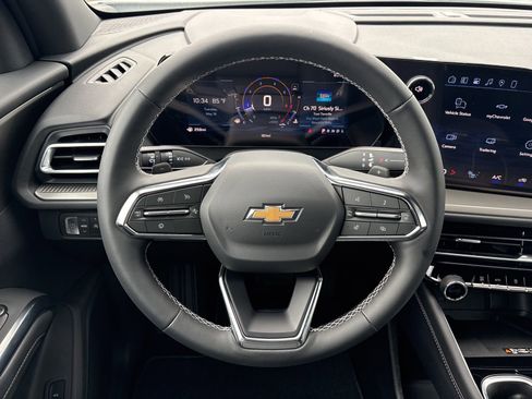 New 2026 Chevrolet Traverse LT w/ Driver Confidence Package FWD image 30