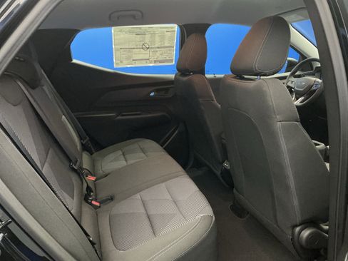 New 2027 Chevrolet Bolt LT w/ Comfort Package FWD image 22