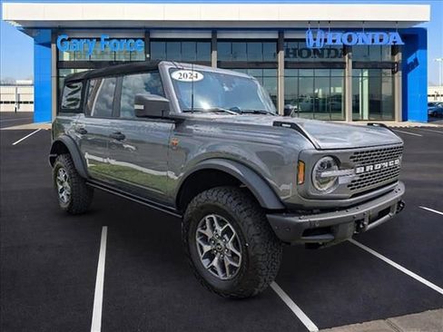 Used 2024 Ford Bronco Badlands AWD/4WD image 1