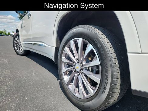 Used 2022 Chevrolet Traverse Premier w/ LPO, Floor Liner Package AWD/4WD image 18