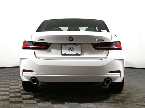 New 2026 BMW 330i xDrive Sedan w/ Convenience Package AWD/4WD image 6