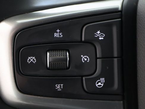 Used 2025 Chevrolet Silverado 3500 LTZ image 21