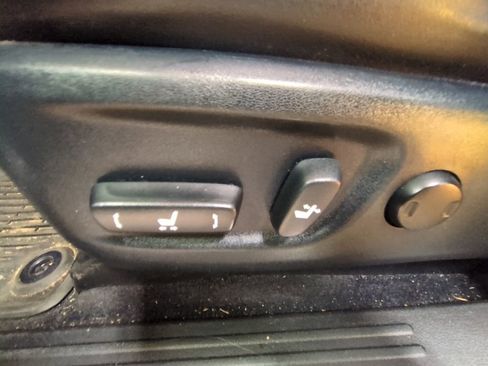 Used 2018 Lexus GX 460 image 9