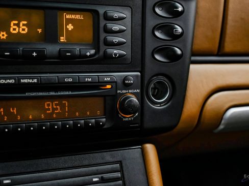 Used 2004 Porsche 911 GT3 image 61