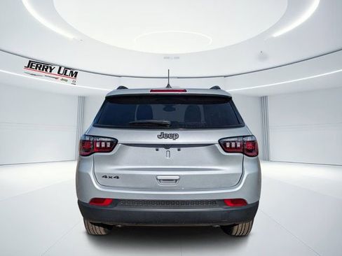 New 2026 Jeep Compass Latitude AWD/4WD image 4