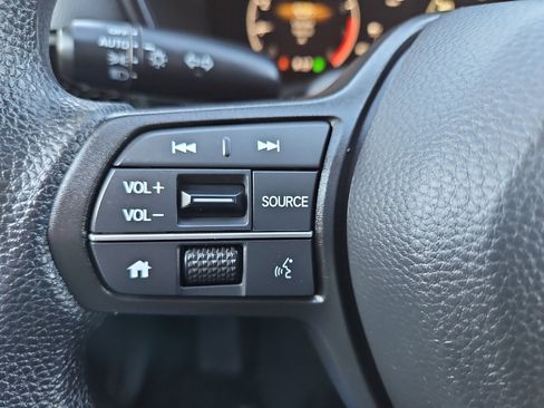 Used 2024 Honda CR-V EX image 23