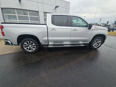 Certified 2022 Chevrolet Silverado 1500 RST image 8