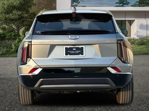 New 2026 Cadillac Optiq Luxury 1 image 5