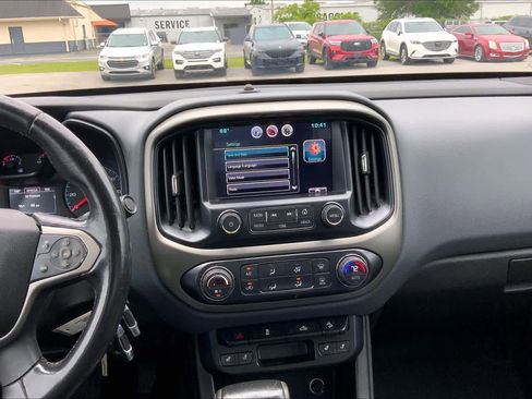 Used 2015 Chevrolet Colorado Z71 RWD image 7
