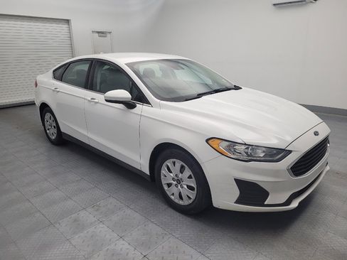 Used 2020 Ford Fusion S FWD image 11