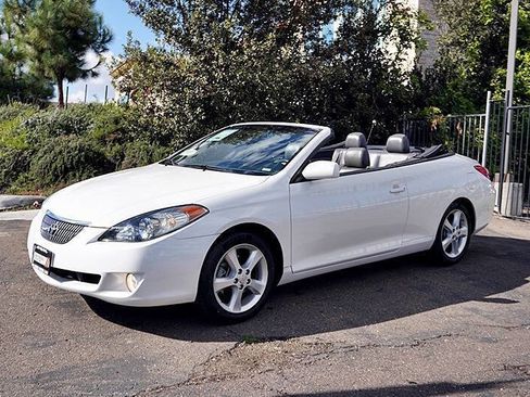 Used 2005 Toyota Solara SLE image 5