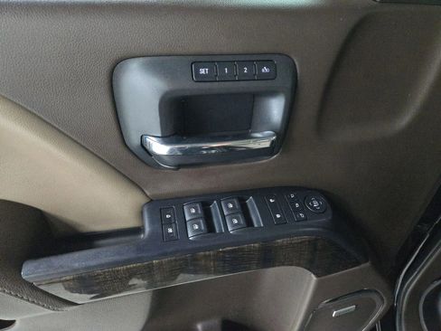 Used 2015 GMC Sierra 3500 Denali w/ Duramax Plus Package image 26